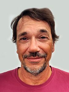 Pietro - Perfil